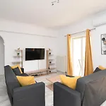 Levante Breeze